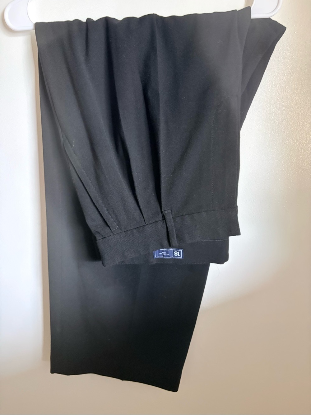 GAP Black Cropped Ankle Pants